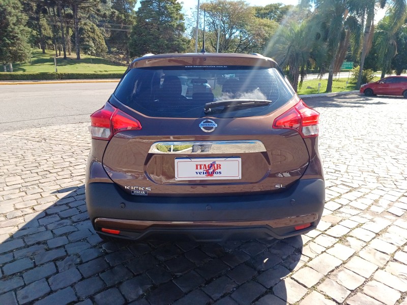 KICKS 1.6 16V FLEX SL 4P XTRONIC - 2017 - FLORES DA CUNHA