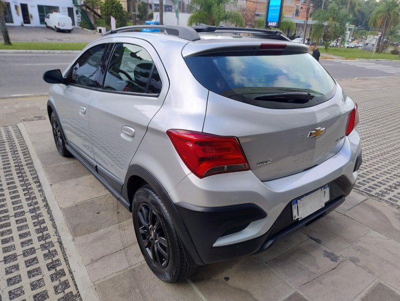 ONIX 1.4 MPFI ACTIV 8V FLEX 4P AUTOMÁTICO - 2019 - CAXIAS DO SUL