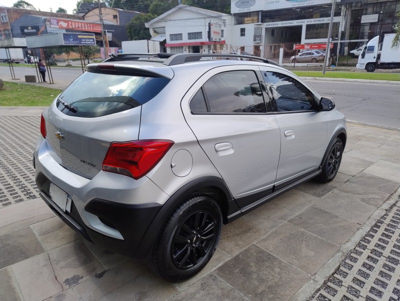 ONIX 1.4 MPFI ACTIV 8V FLEX 4P AUTOMÁTICO - 2019 - CAXIAS DO SUL
