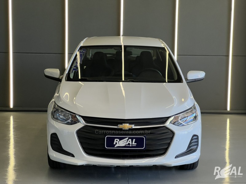 ONIX 1.0 LT2 PLUS 12V FLEX 4P MANUAL - 2022 - SAPIRANGA