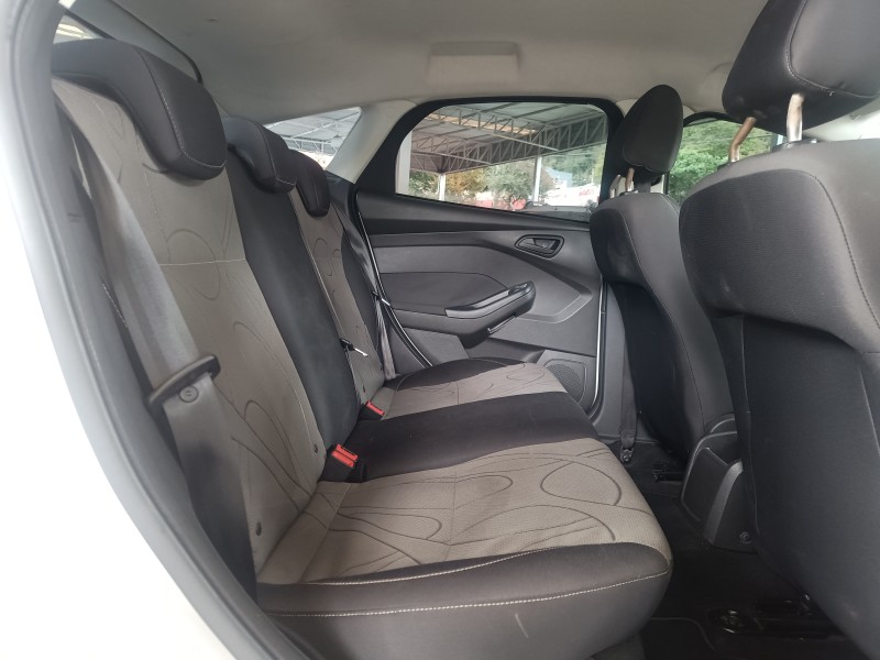 FOCUS 1.6 S 16V FLEX 4P MANUAL - 2014 - CAXIAS DO SUL