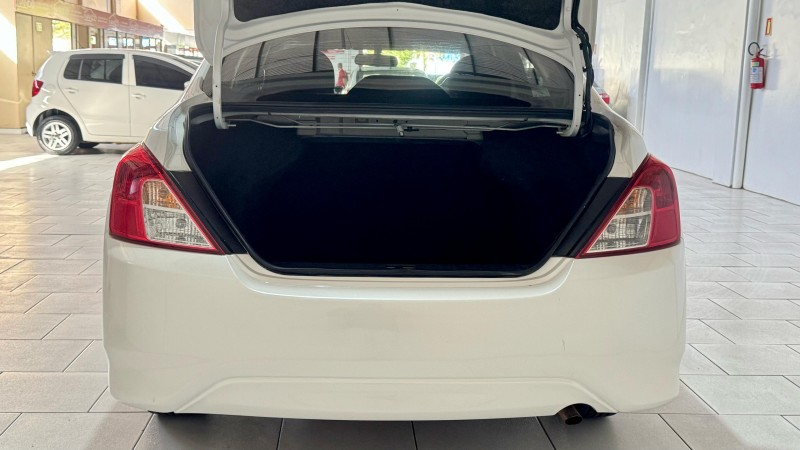 VERSA 1.6 16V FLEX SV 4P XTRONIC - 2018 - ESTâNCIA VELHA