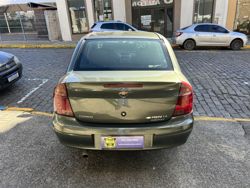CORSA 1.4 MPFI PREMIUM SEDAN 8V FLEX 4P MANUAL - 2011 - GARIBALDI