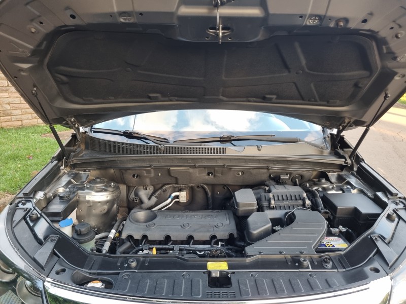 SORENTO 2.4 S.263 4X2 16V GASOLINA 4P AUTOMÁTICO - 2011 - ARROIO DO MEIO