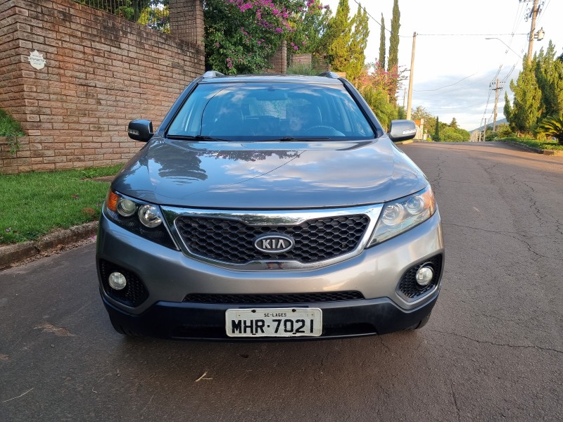 sorento 2.4 s.263 4x2 16v gasolina 4p automatico 2011 arroio do meio