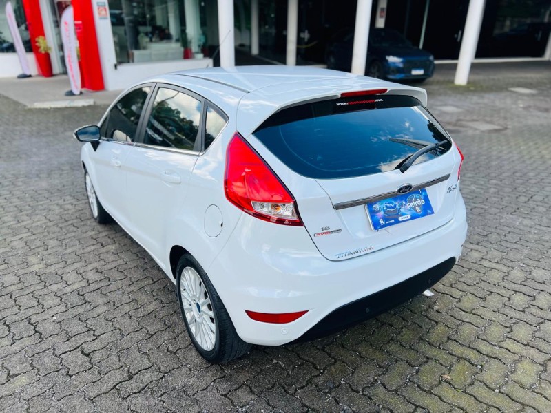 FIESTA 1.6 TITANIUM HATCH 16V FLEX 4P AUTOMÁTICO - 2014 - BENTO GONçALVES