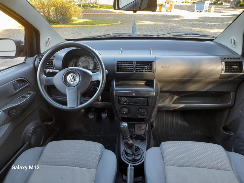 FOX 1.0 MI TREND 8V FLEX 4P MANUAL - 2009 - FARROUPILHA