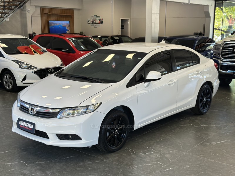 CIVIC 1.8 LXS 16V GASOLINA 4P AUTOMÁTICO