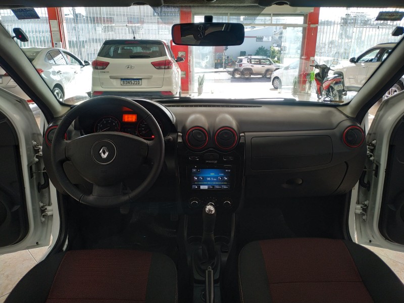 SANDERO 1.6 STEPWAY 8V FLEX 4P MANUAL - 2014 - CAXIAS DO SUL