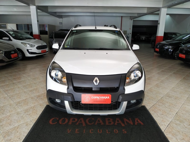 SANDERO 1.6 STEPWAY 8V FLEX 4P MANUAL - 2014 - CAXIAS DO SUL