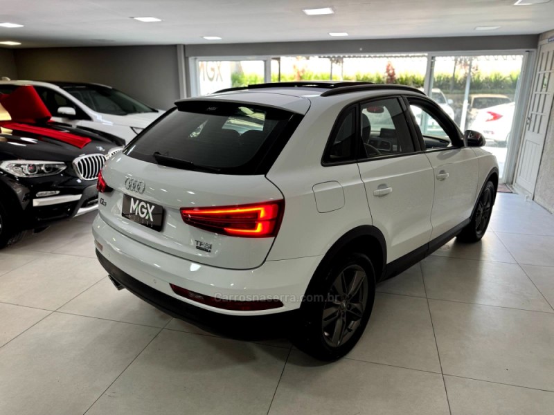 Q3 2.0 TFSI QUATTRO 4P GASOLINA S TRONIC - 2016 - PORTO ALEGRE