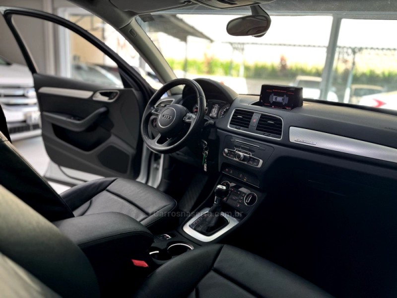 Q3 2.0 TFSI QUATTRO 4P GASOLINA S TRONIC - 2016 - PORTO ALEGRE