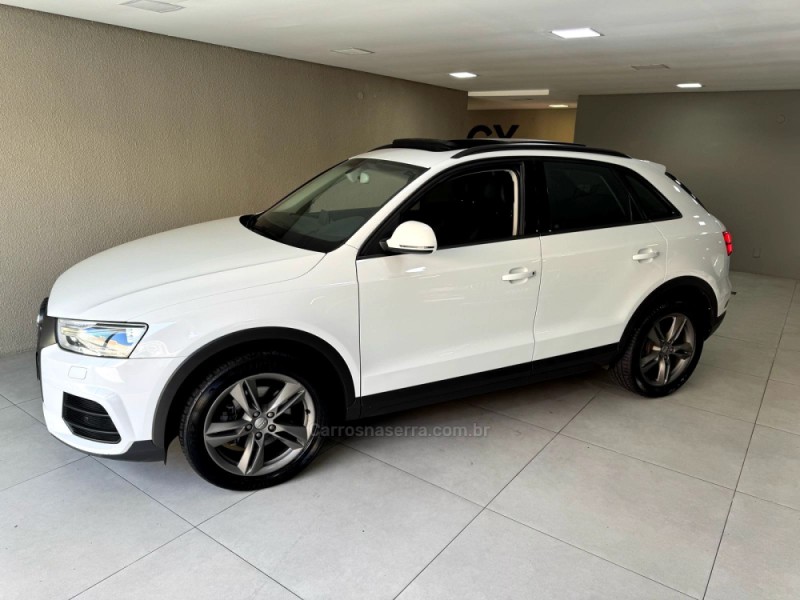 Q3 2.0 TFSI QUATTRO 4P GASOLINA S TRONIC - 2016 - PORTO ALEGRE