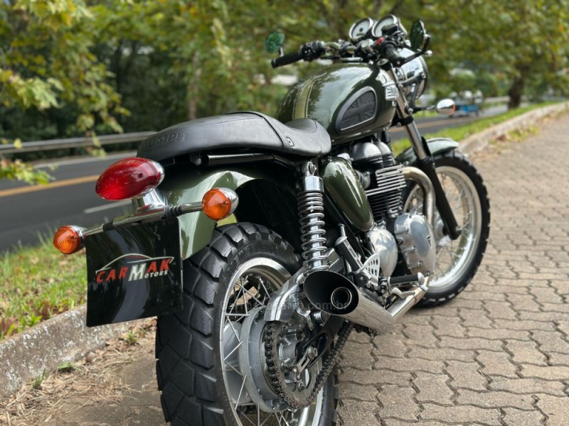 THRUXTON  - 2014 - DOIS IRMãOS