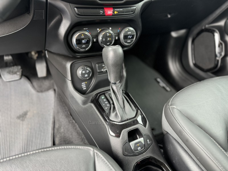 RENEGADE 2.0 16V TURBO DIESEL LIMITED 4P 4X4 AUTOMÁTICO - 2018 - CASCA