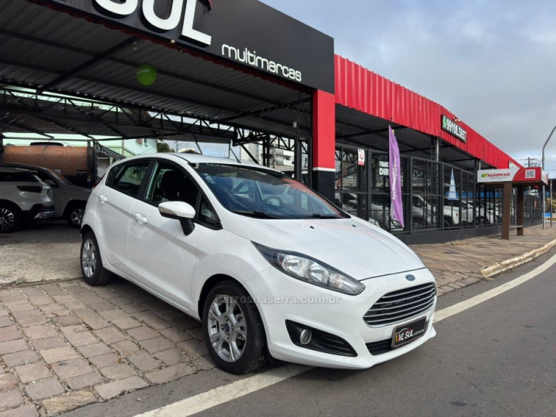 FIESTA 1.5 SE HATCH 16V FLEX 4P MANUAL - 2016 - CAXIAS DO SUL