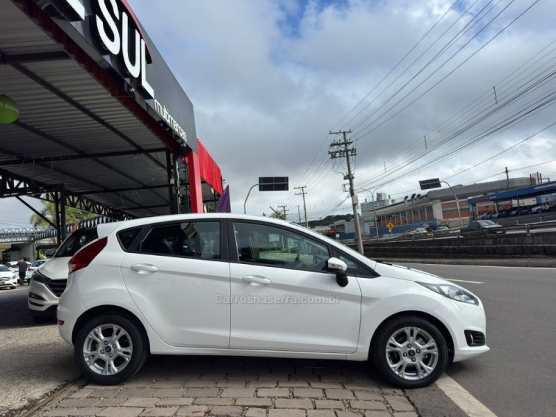FIESTA 1.5 SE HATCH 16V FLEX 4P MANUAL - 2016 - CAXIAS DO SUL