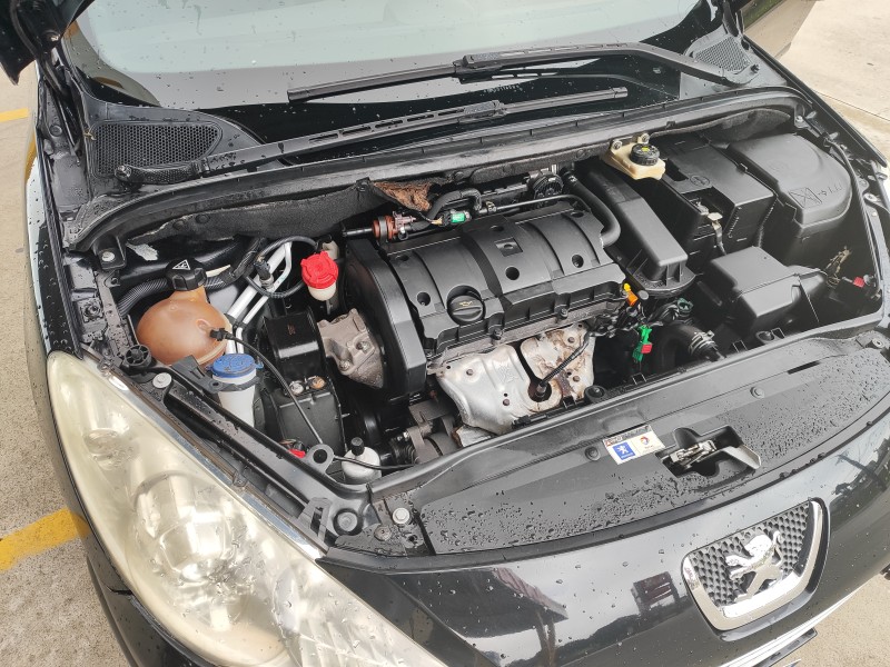 307 1.6 PRESENCE PACK 16V GASOLINA 4P MANUAL - 2011 - FARROUPILHA