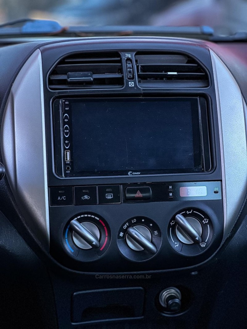 RAV4 2.0 4X4 16V GASOLINA 4P AUTOMÁTICO - 2005 - CANELA