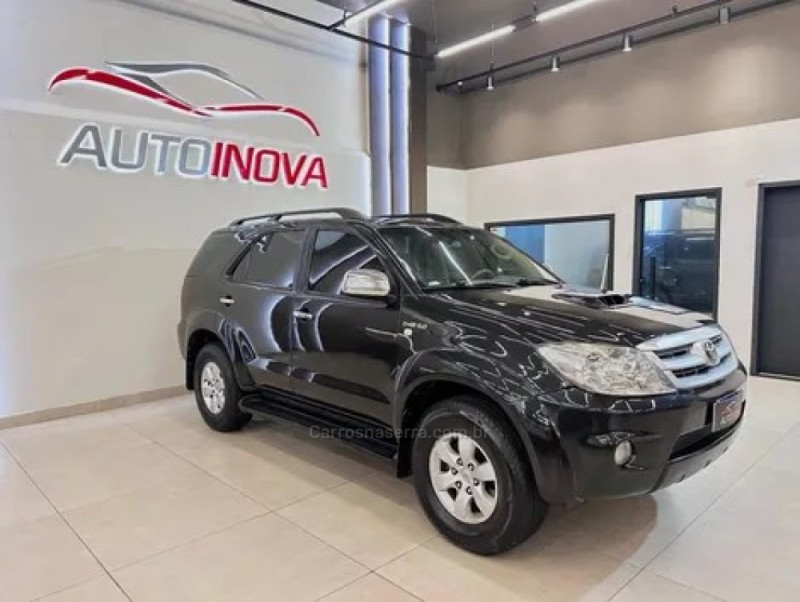 HILUX SW4 3.0 SRV 4X4 CD 16V TURBO INTERCOOLER DIESEL 4P AUTOMÁTICO - 2008 - IVOTI