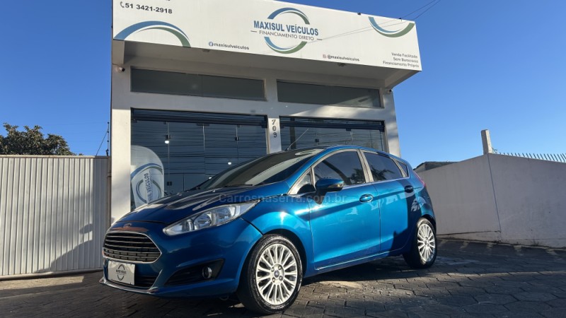 fiesta 1.6 titanium hatch 16v flex 4p automatico 2014 gravatai