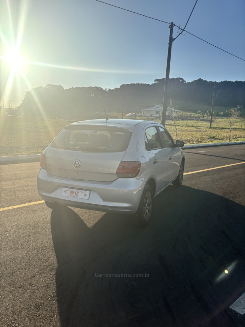 GOL 1.0 12V MPI TOTALFLEX 4P MANUAL - 2015 - CARLOS BARBOSA