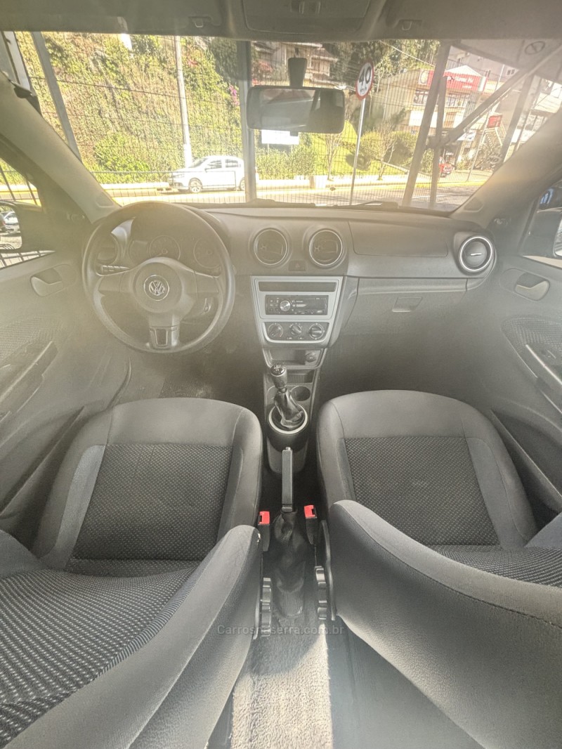 GOL 1.0 12V MPI TOTALFLEX 4P MANUAL - 2015 - CARLOS BARBOSA