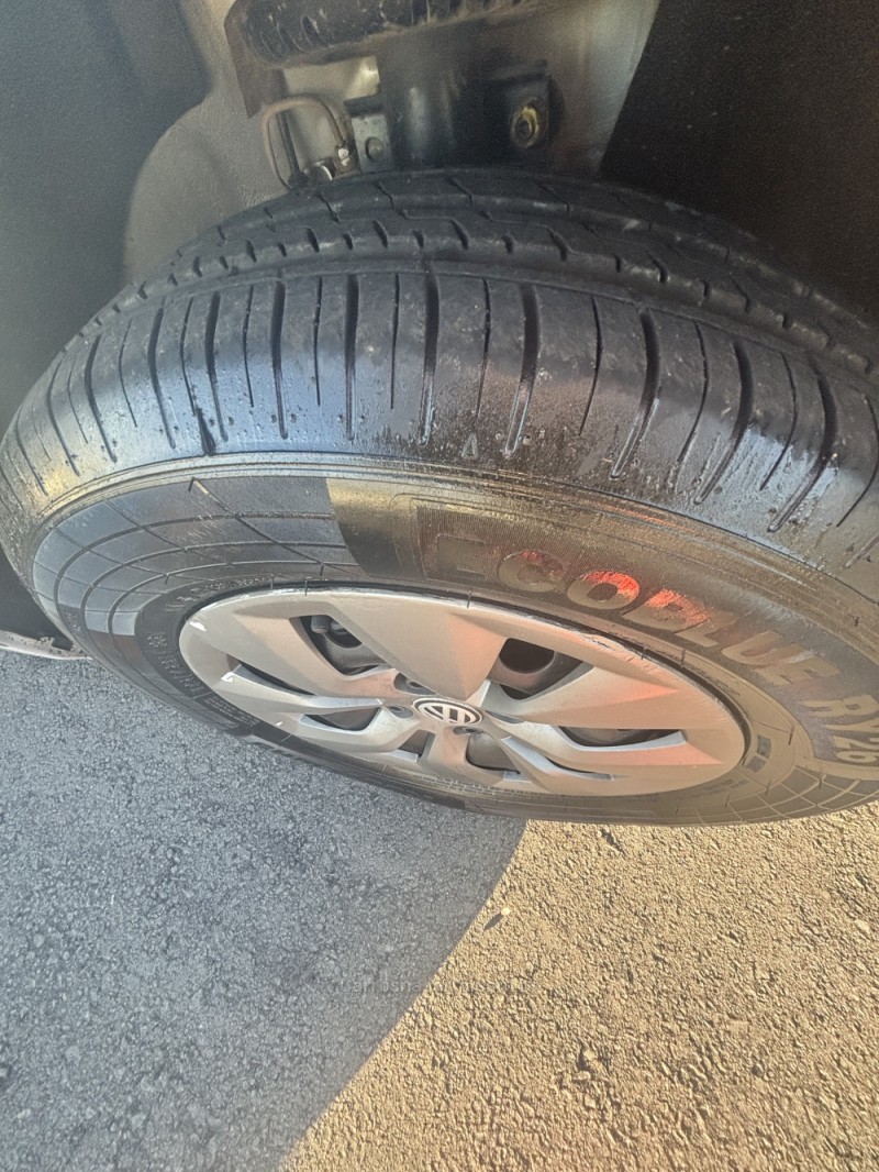 GOL 1.0 12V MPI TOTALFLEX 4P MANUAL - 2015 - CARLOS BARBOSA