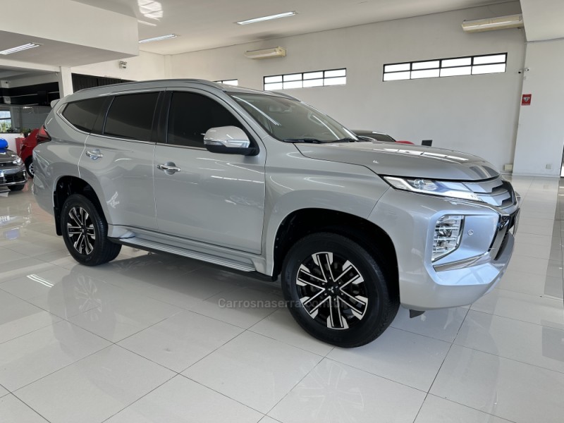 PAJERO SPORT 2.4 HPE 4X4 DIESEL 4P AUTOMÁTICA - 2021 - CHARQUEADAS