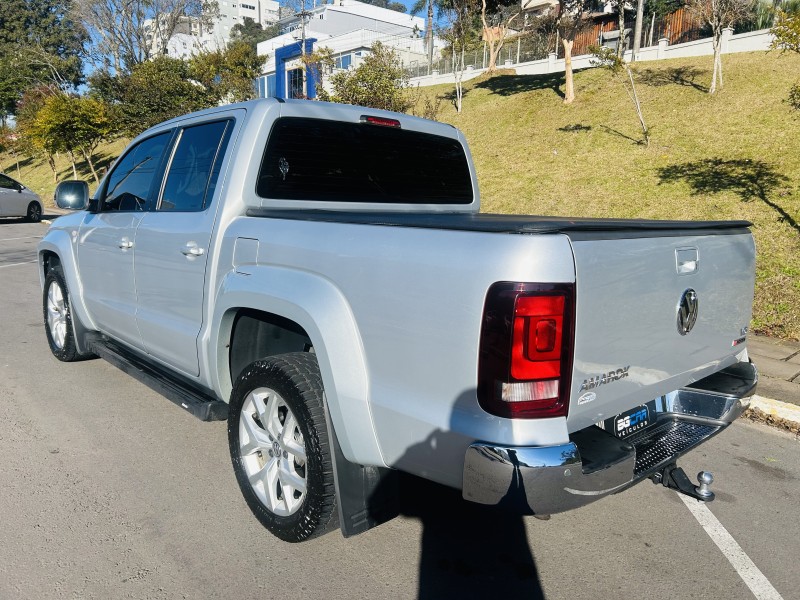 AMAROK 3.0 V6 TDI HIGHLINE CD DIESEL 4MOTION AUTOMÁTICO - 2019 - BENTO GONçALVES