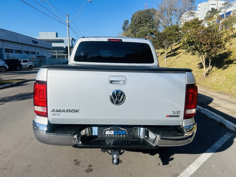 AMAROK 3.0 V6 TDI HIGHLINE CD DIESEL 4MOTION AUTOMÁTICO - 2019 - BENTO GONçALVES