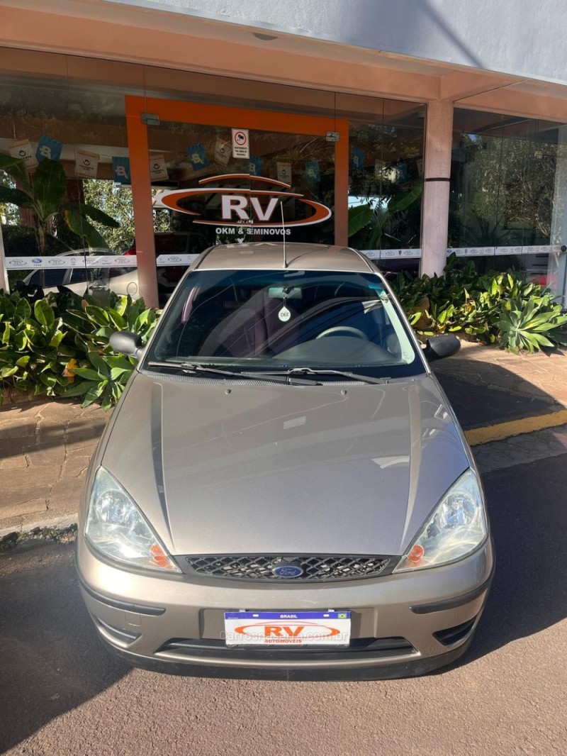 FOCUS 1.6 GLX 16V FLEX 4P MANUAL - 2008 - CARLOS BARBOSA