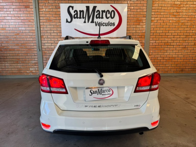 FREEMONT 2.4 PRECISION 16V GASOLINA 4P AUTOMÁTICO - 2012 - SãO MARCOS