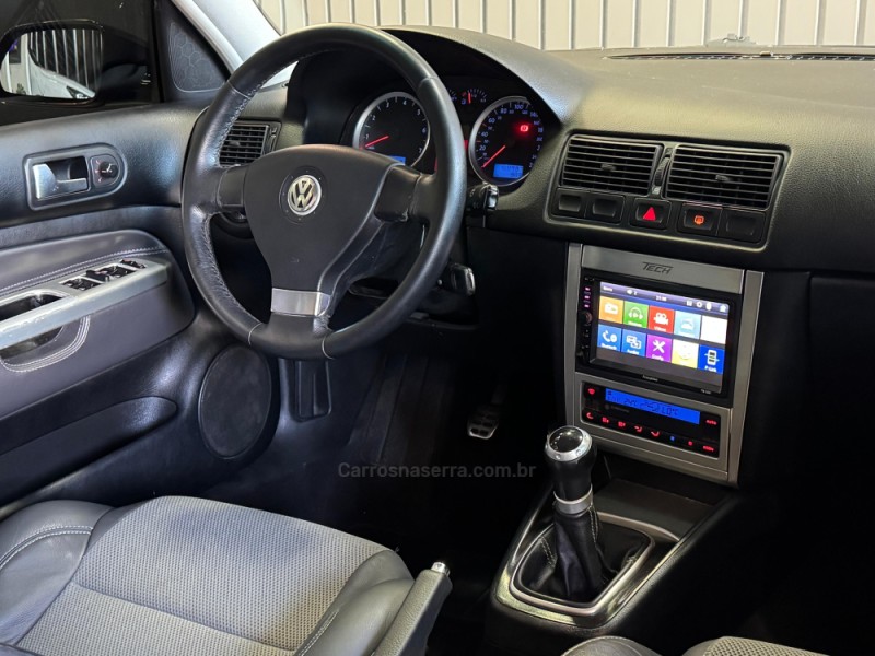 GOLF 1.6 MI TECH 8V FLEX 4P MANUAL - 2009 - DOIS IRMãOS