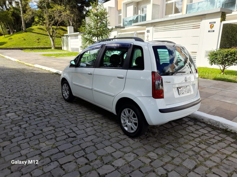 IDEA 1.4 MPI ELX 8V FLEX 4P MANUAL - 2008 - FARROUPILHA