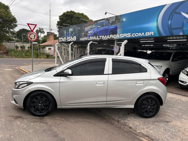 ONIX 1.0 LT 12V FLEX 4P MANUAL - 2019 - VENâNCIO AIRES