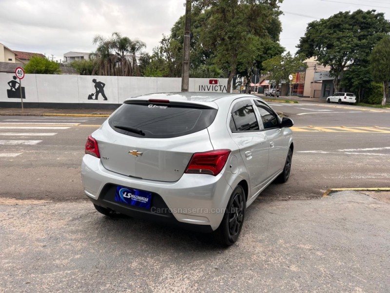 ONIX 1.0 LT 12V FLEX 4P MANUAL - 2019 - VENâNCIO AIRES