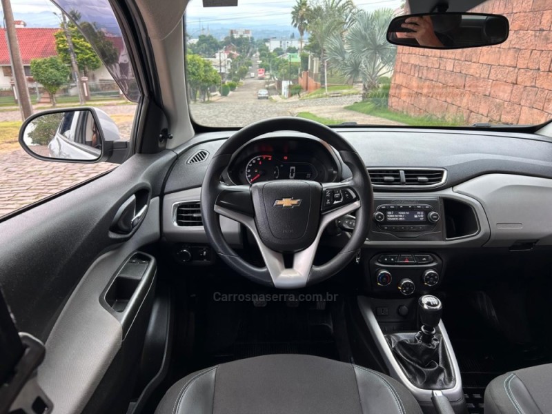ONIX 1.0 LT 12V FLEX 4P MANUAL - 2019 - VENâNCIO AIRES