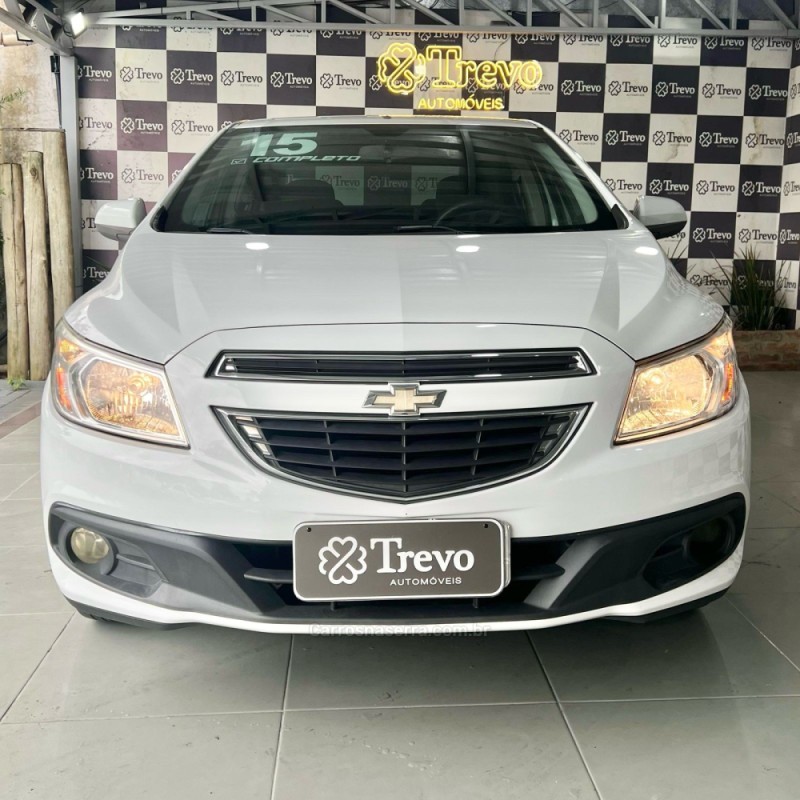 PRISMA 1.0 MPFI LT 8V FLEX 4P MANUAL - 2015 - TAQUARA