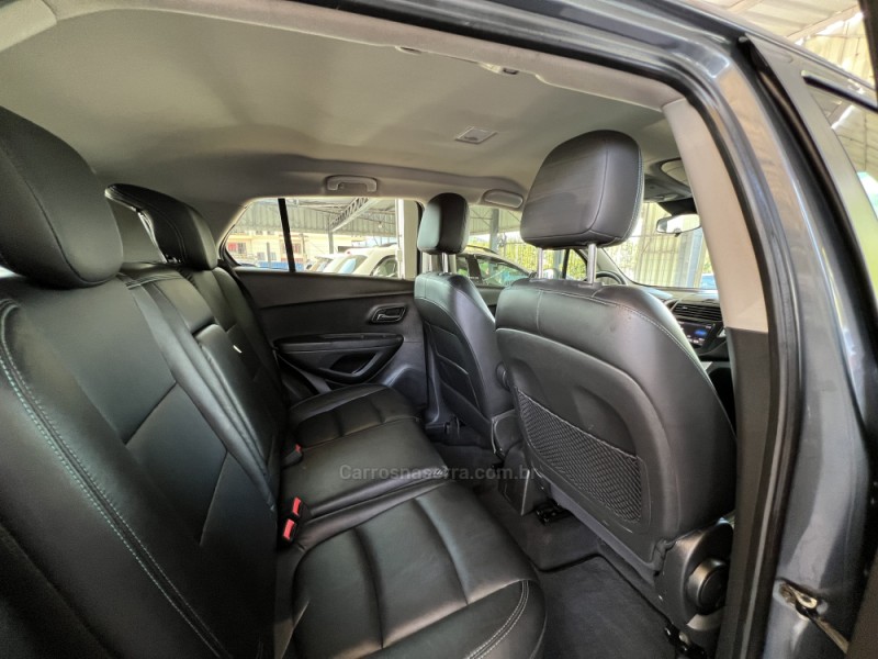 TRACKER 1.8 MPFI LTZ 4X2 16V FLEX 4P AUTOMÁTICO - 2014 - BOM PRINCíPIO