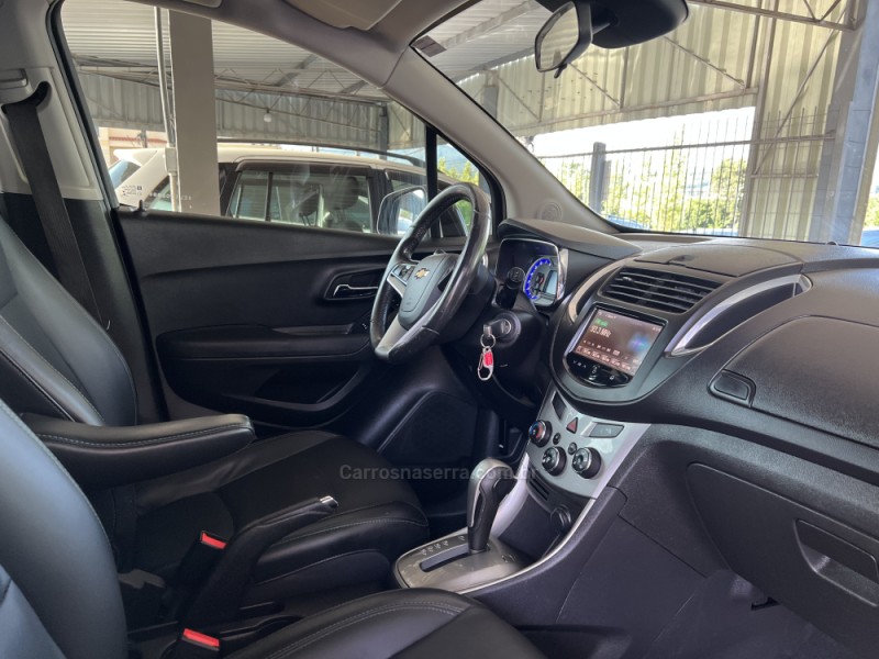 TRACKER 1.8 MPFI LTZ 4X2 16V FLEX 4P AUTOMÁTICO - 2014 - BOM PRINCíPIO