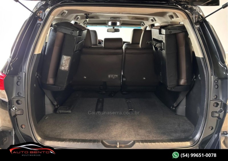 HILUX SW4 2.8 SRX 4X4 7 LUGARES 16V TURBO INTERCOOLER DIESEL 4P AUTOMÁTICO - 2016 - BENTO GONçALVES