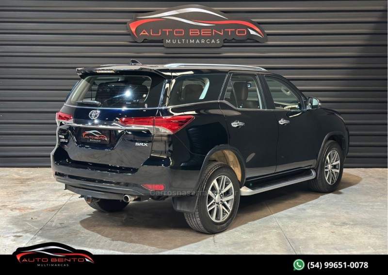 HILUX SW4 2.8 SRX 4X4 7 LUGARES 16V TURBO INTERCOOLER DIESEL 4P AUTOMÁTICO - 2016 - BENTO GONçALVES