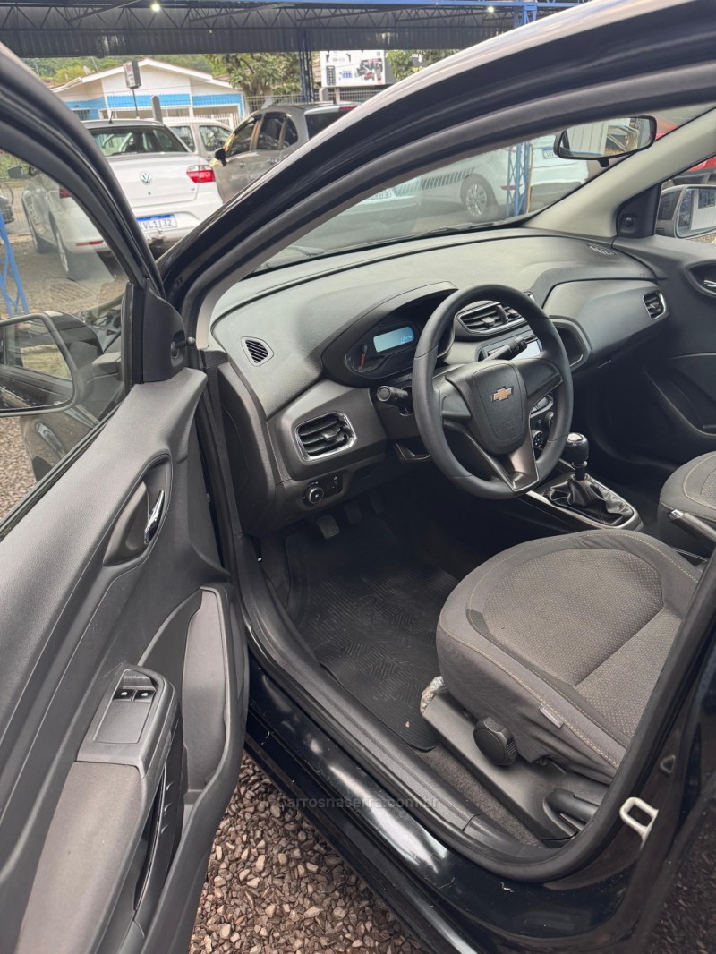 ONIX 1.0 MPFI LT 8V FLEX 4P MANUAL - 2013 - IGREJINHA