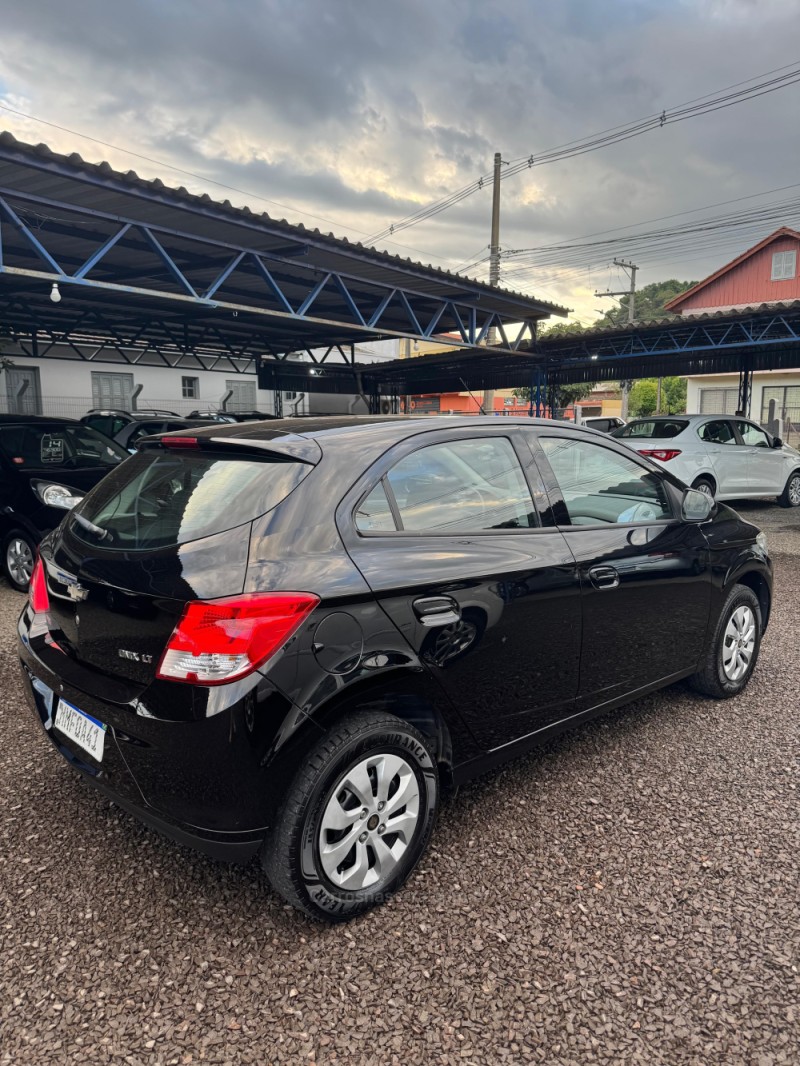 ONIX 1.0 MPFI LT 8V FLEX 4P MANUAL - 2013 - IGREJINHA