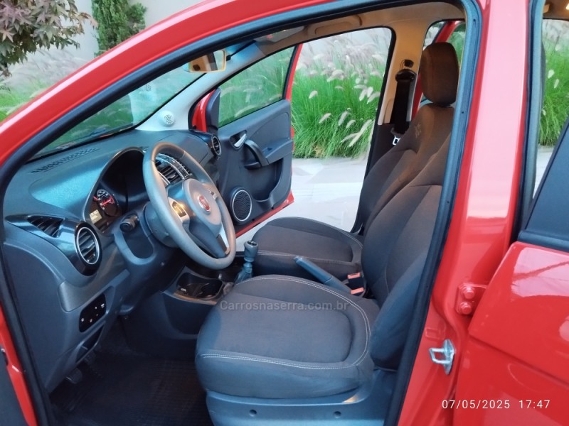 GRAND SIENA 1.4 MPI ATTRACTIVE 8V FLEX 4P MANUAL - 2016 - FARROUPILHA