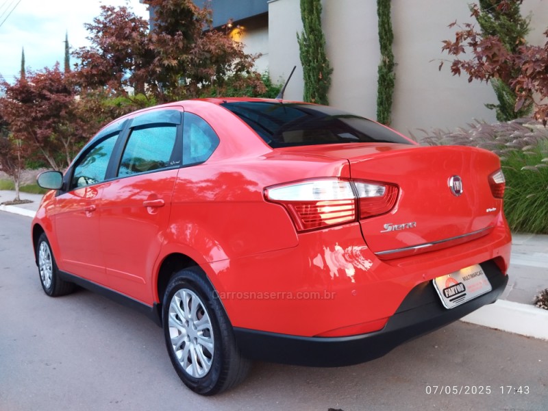GRAND SIENA 1.4 MPI ATTRACTIVE 8V FLEX 4P MANUAL - 2016 - FARROUPILHA
