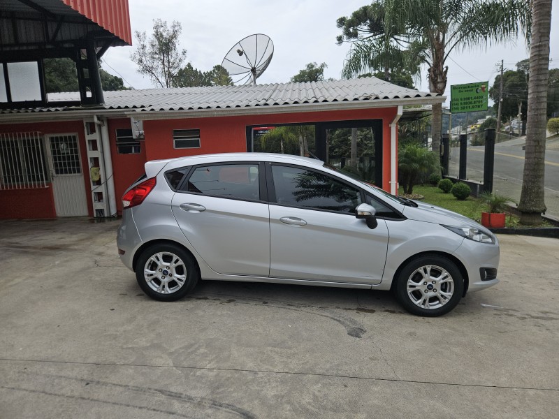 FIESTA 1.6 SEL HATCH 16V FLEX 4P MANUAL - 2017 - CAXIAS DO SUL