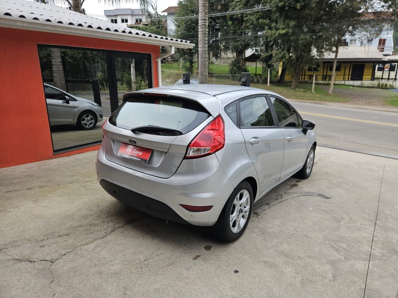 FIESTA 1.6 SEL HATCH 16V FLEX 4P MANUAL - 2017 - CAXIAS DO SUL