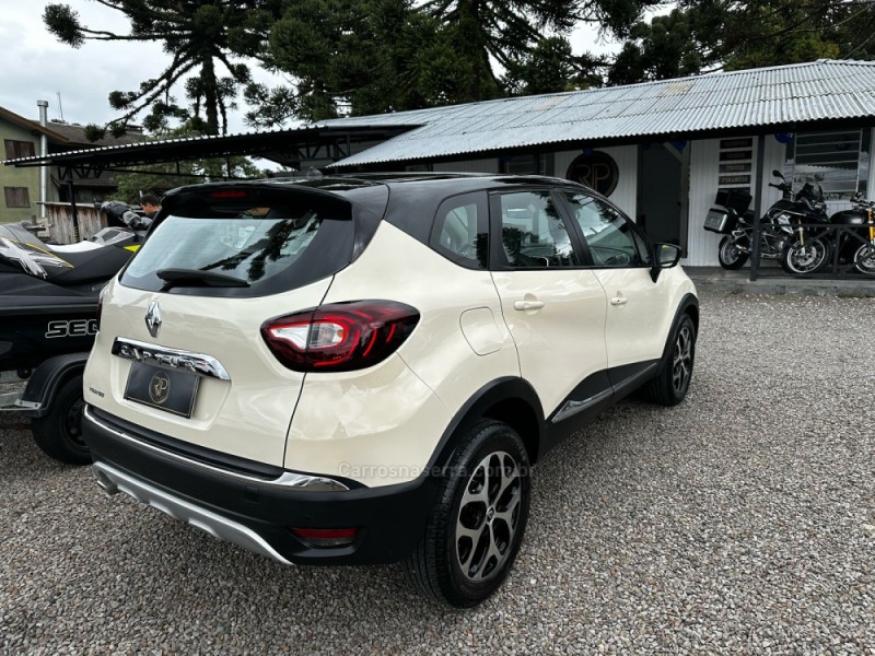 CAPTUR 2.0 16V FLEX INTENSE AUTOMÁTICO - 2018 - CANELA
